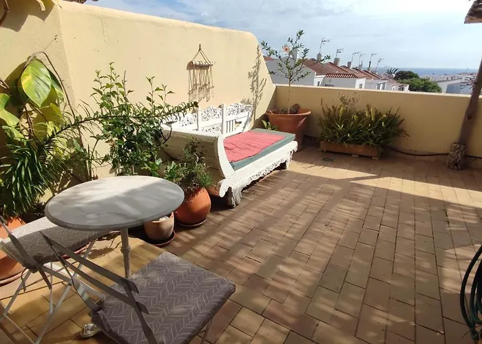 Casa Tarifena بيت للعطل