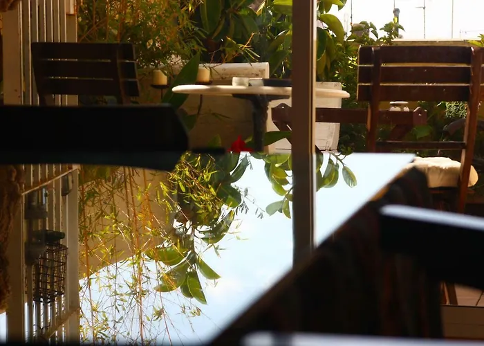 Casa Tarifena بيت للعطل *